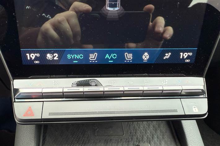 Sort Renault Scénic fra 2024