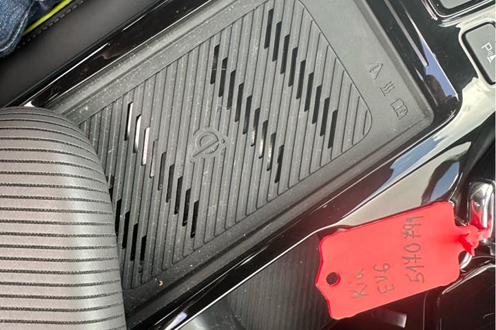 Hvid Kia EV6 fra 2024