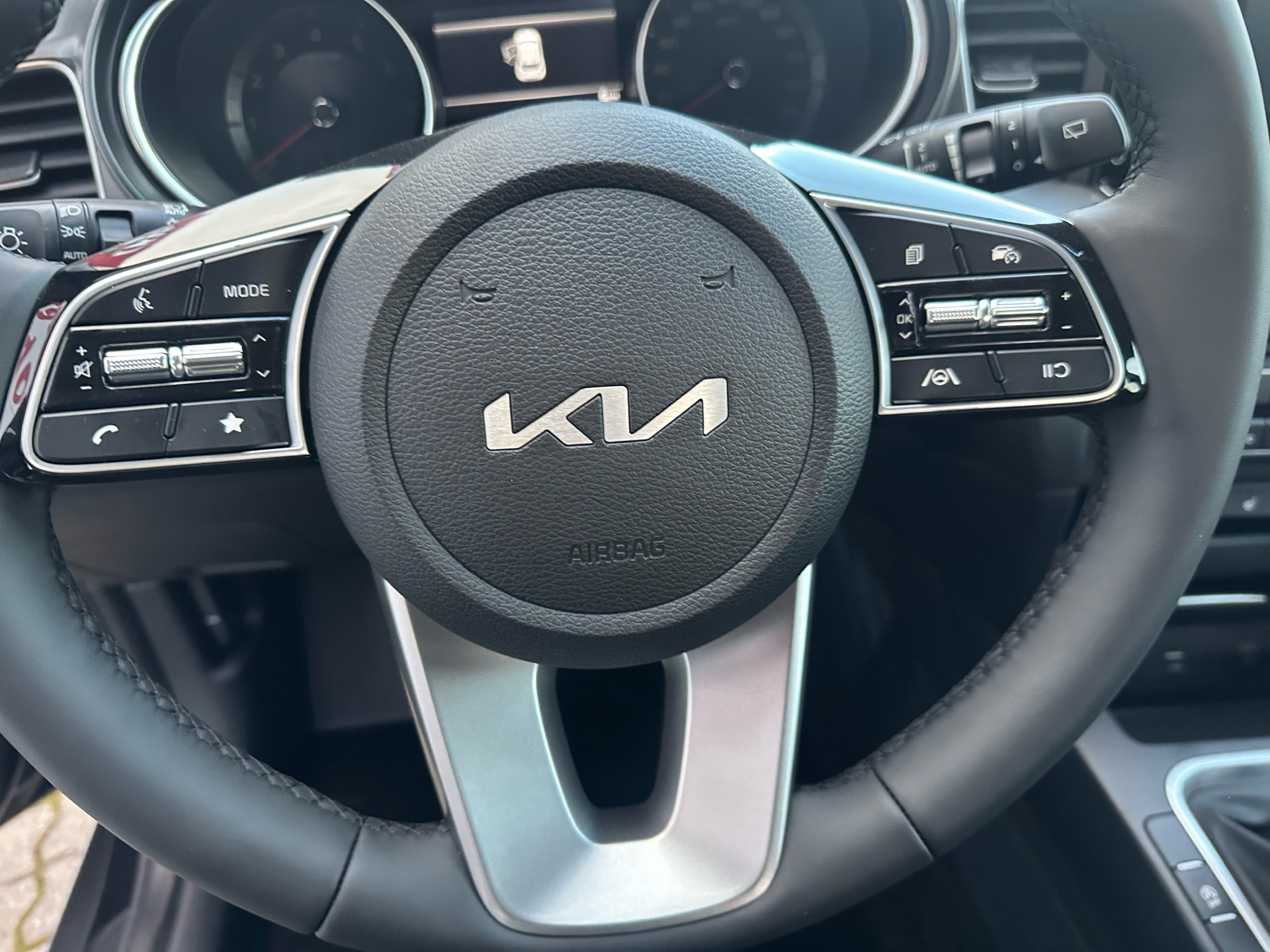 Sort Kia XCeed fra 2024
