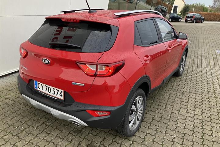 Rød Kia Stonic fra 2021