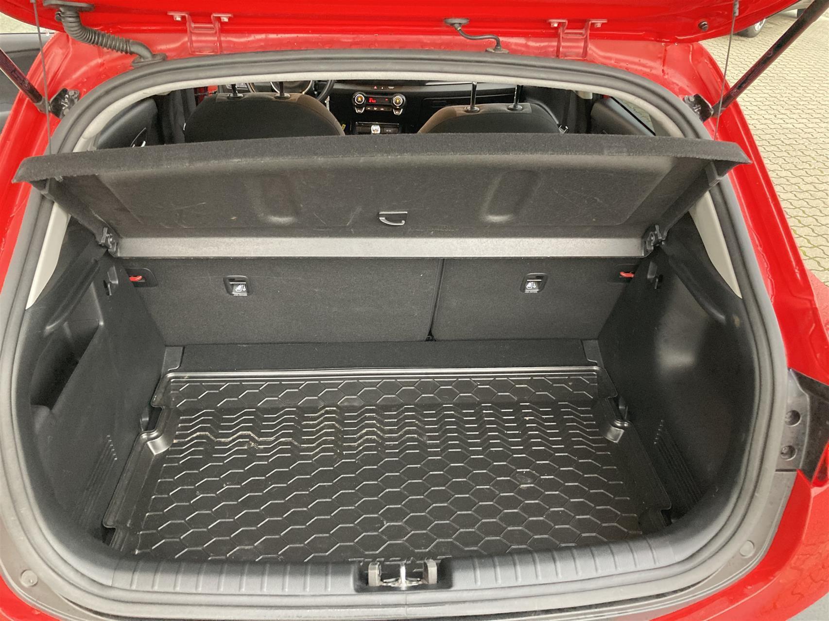 Kia Stonic 1,0 T-GDI  Mild hybrid Prestige m/Upgrade 100HK 5d 6g