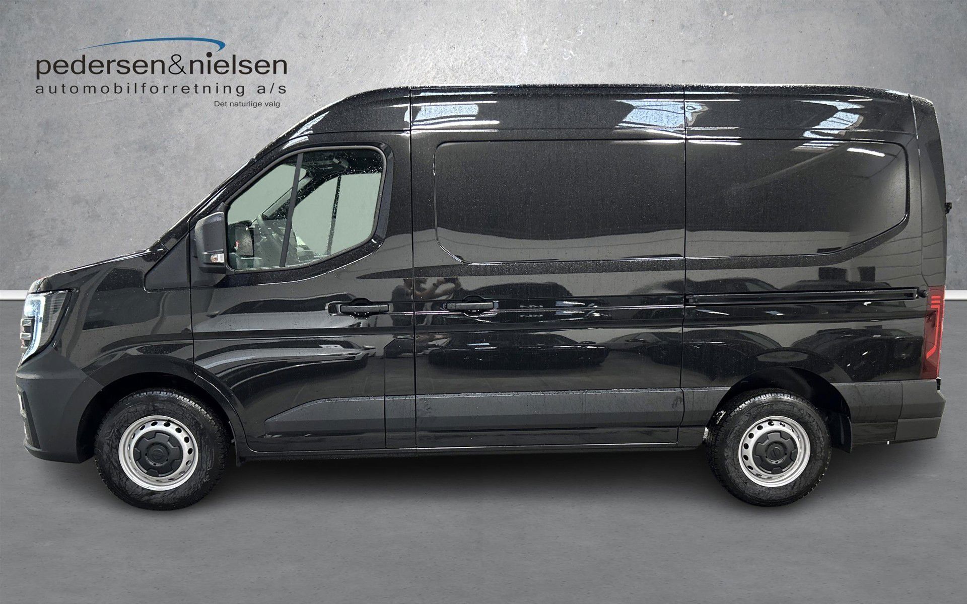 Nissan Interstar 2,0 L2H2 DCi N-Connecta 150HK Van 6g