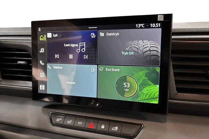 Sort Nissan Interstar fra 2025