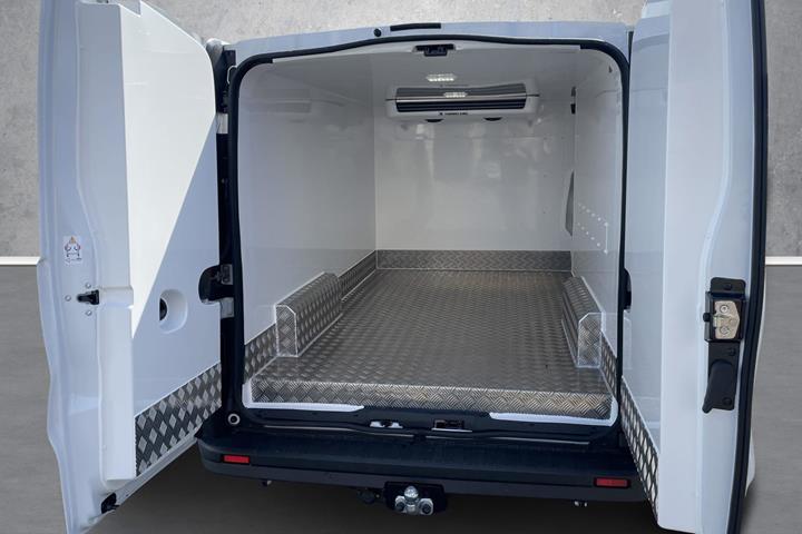 Hvid Nissan Primastar fra 2026