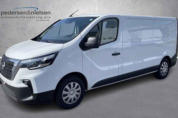 Hvid Nissan Primastar fra 2026