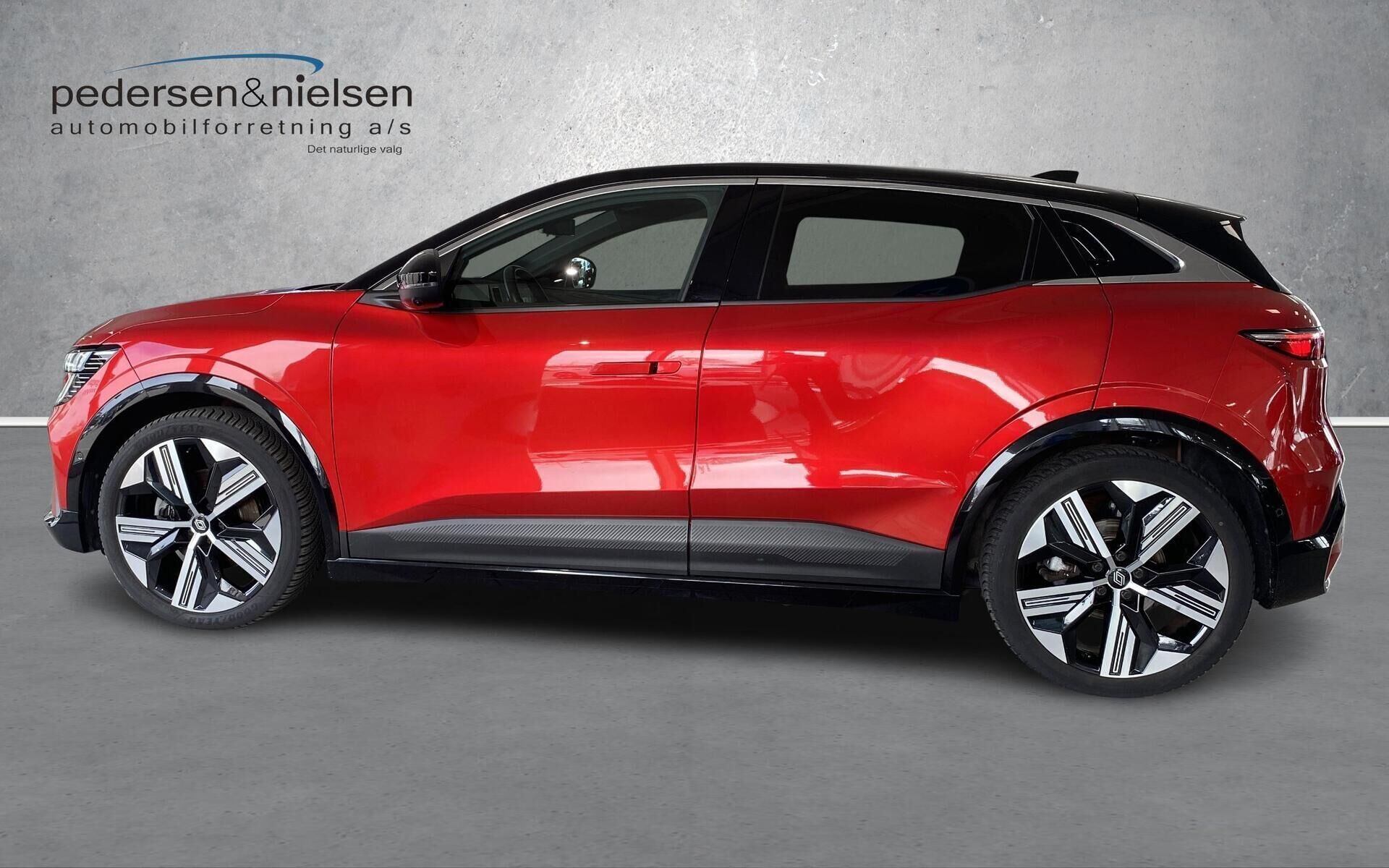 Renault Mégane E-TECH Iconic 220HK 5d Aut.