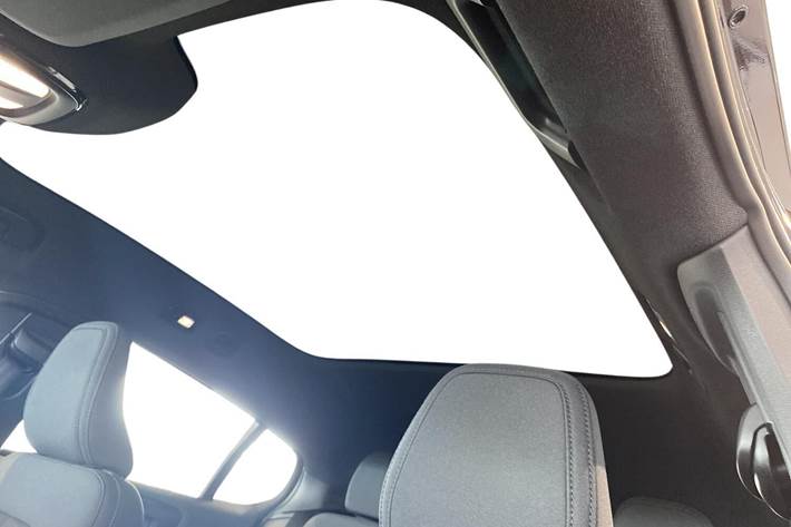 Sort Volvo EC40 fra 2025