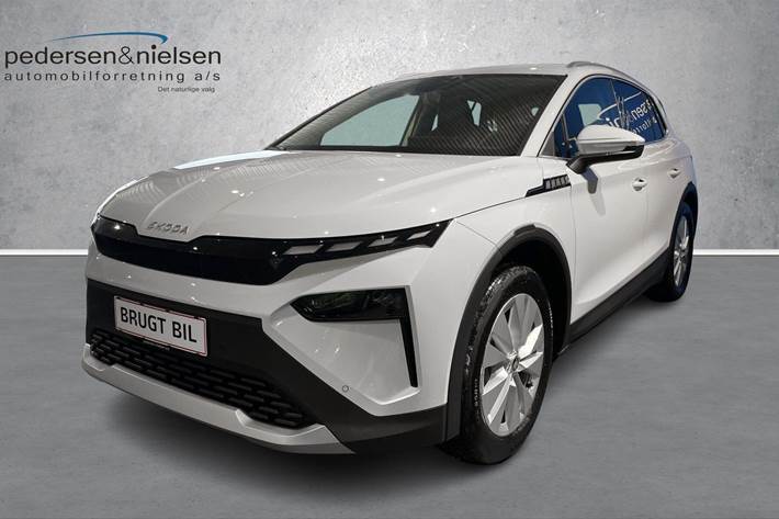 Hvid Skoda Elroq fra 2025 set udefra