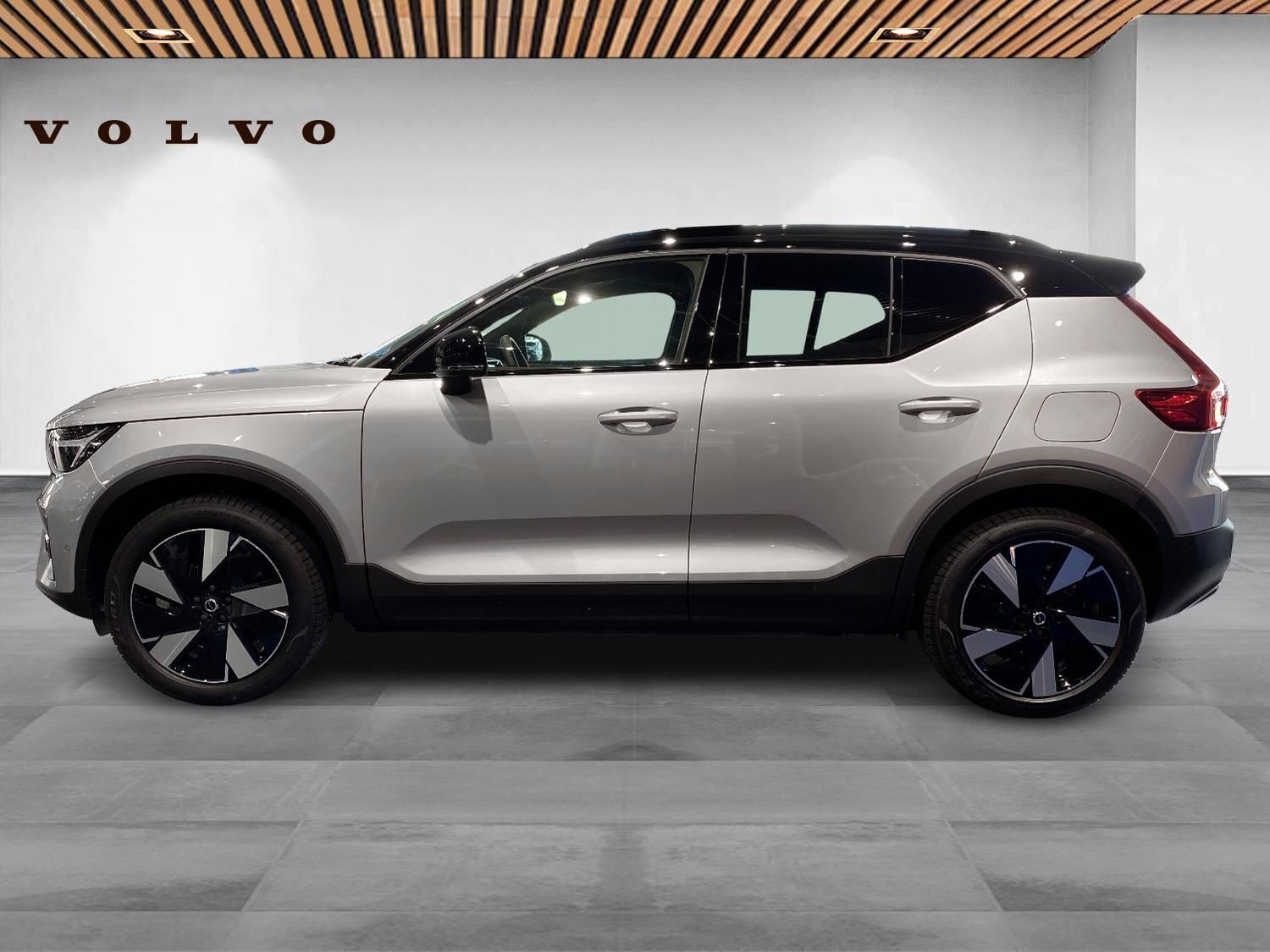 Volvo Volvo EX40 Recharge Single Motor Extended Ultimate