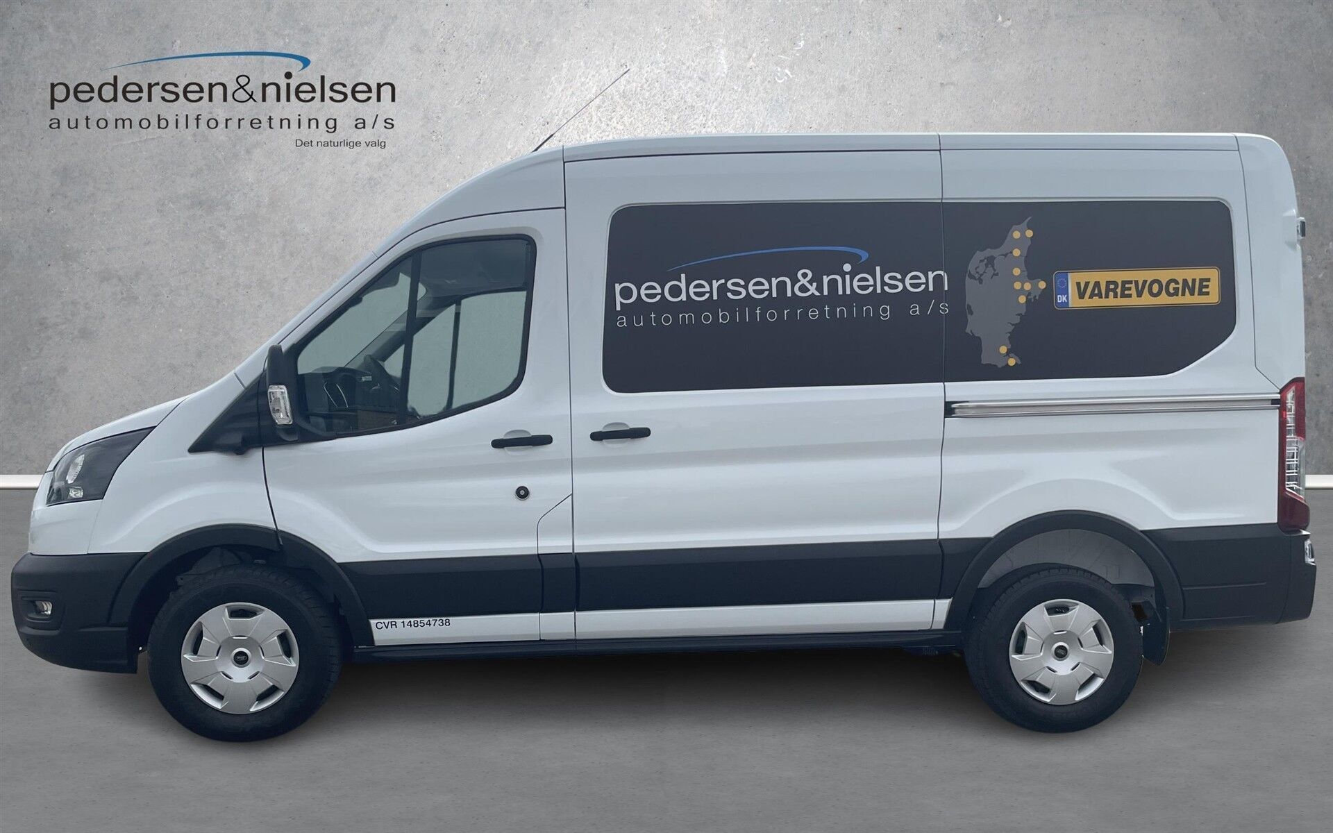 Hvid Ford Transit fra 2025