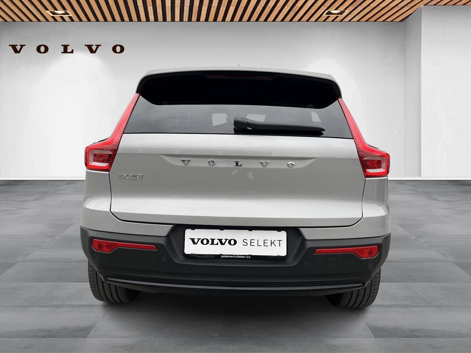 Volvo EX40 Single Motor Extended Range Core 252HK 5d Aut.