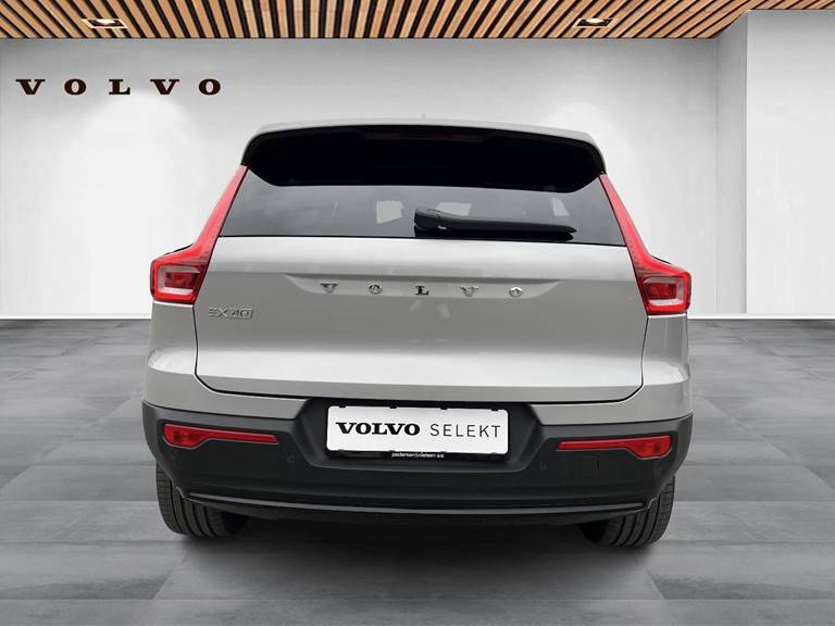 Volvo EX40 Single Motor Extended Range Core 252HK 5d Aut.