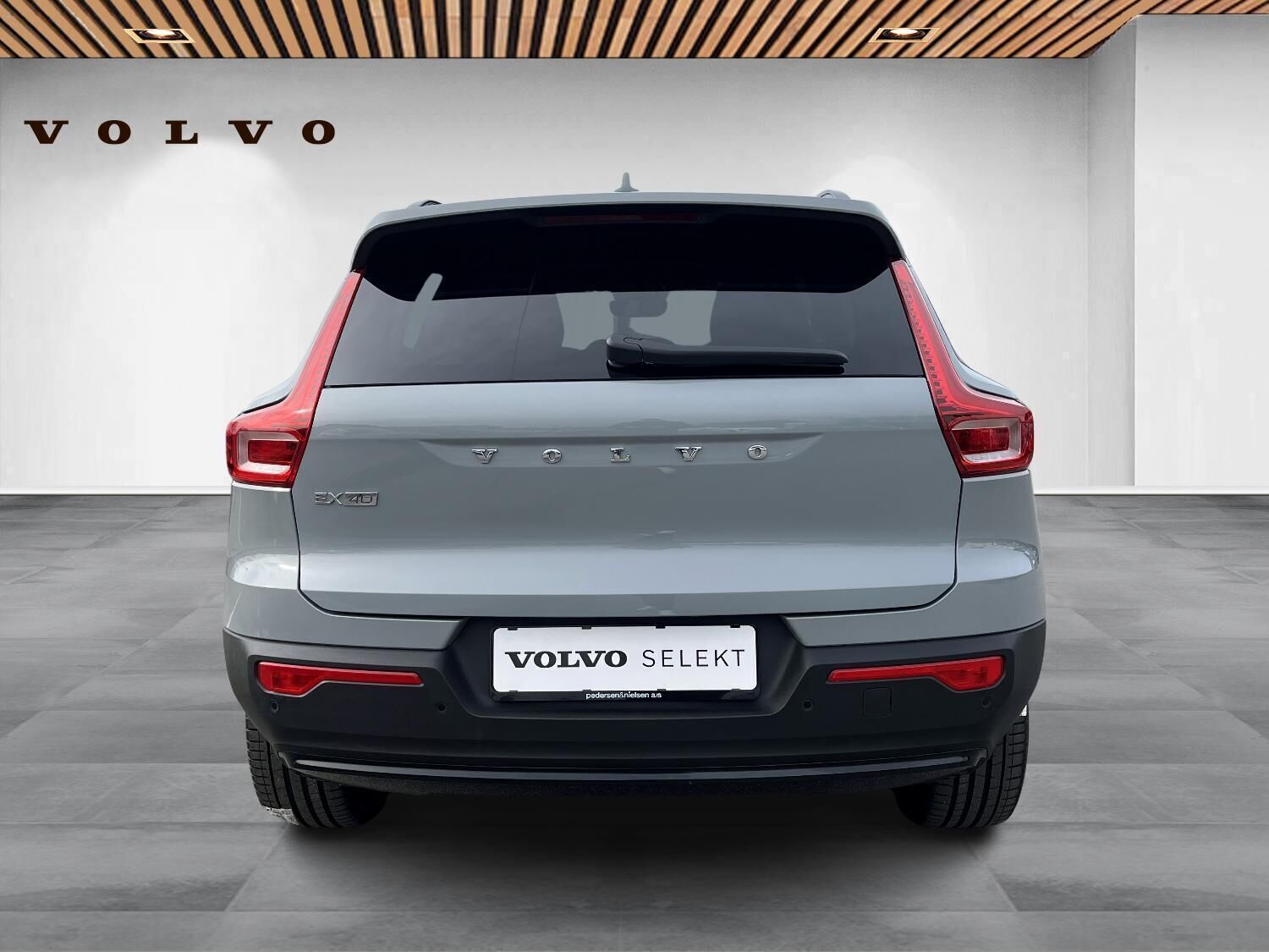 Volvo EX40 Single Motor Extended Range Plus 252HK 5d Aut.