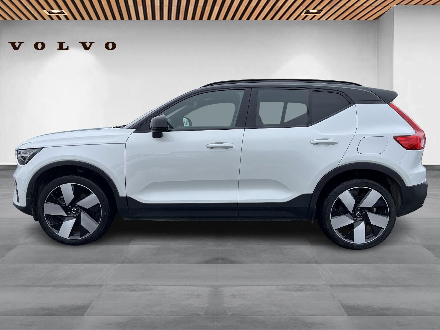 Volvo XC40 P8 Recharge Twin Ultimate AWD 408HK 5d Aut.