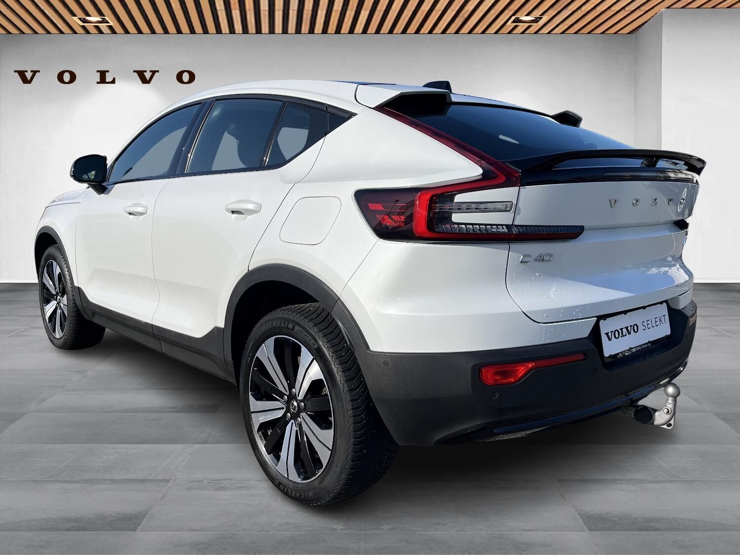 Hvid Volvo C40 fra 2022