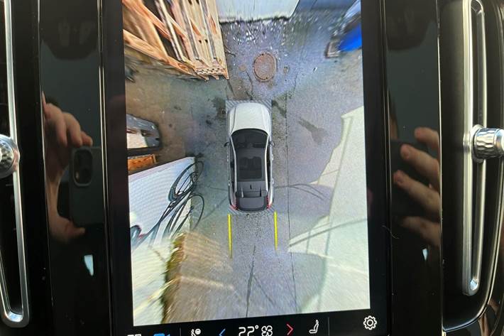 Hvid Volvo C40 fra 2022