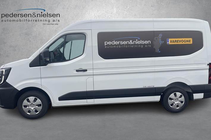 Hvid Nissan Interstar fra 2026