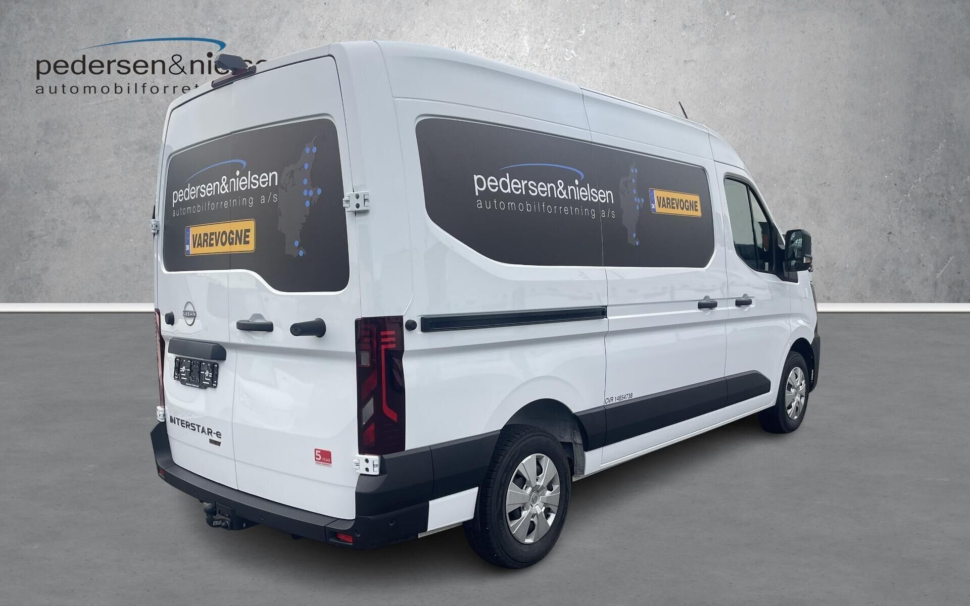 Nissan Interstar L2H2 EL Tekna 141HK Van Aut.