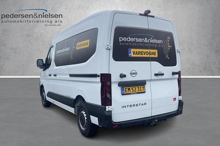Hvid Nissan Interstar fra 2025