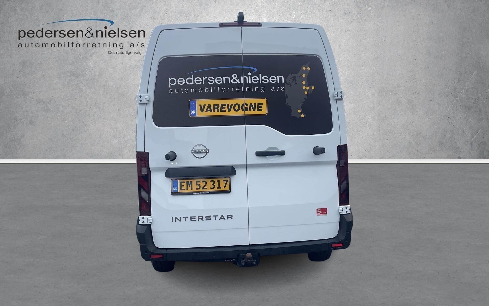 Hvid Nissan Interstar fra 2025