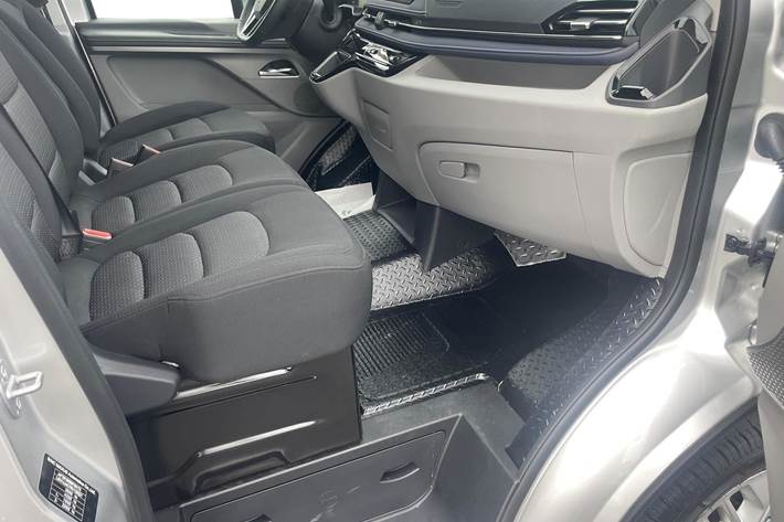 Sølv Maxus e-Deliver 7 fra 2024