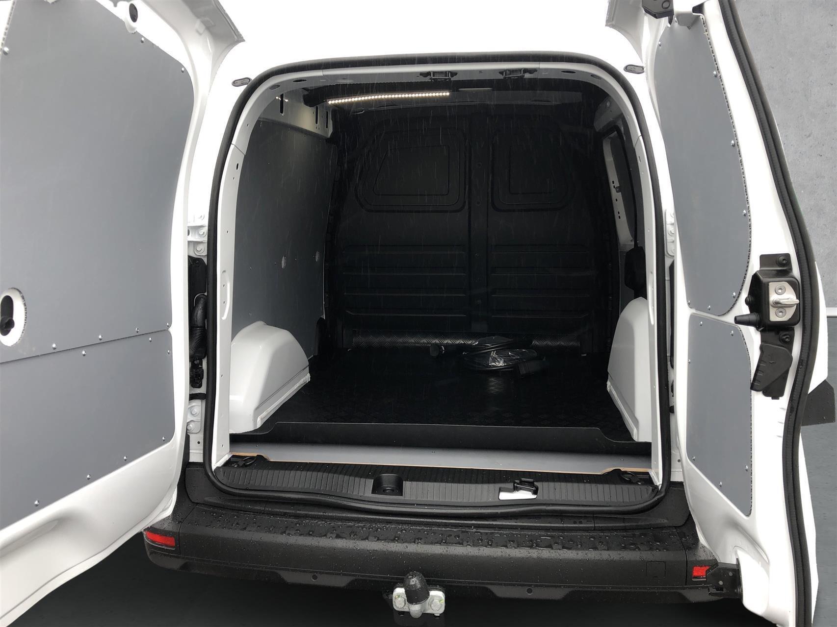 Hvid Renault Kangoo fra 2023