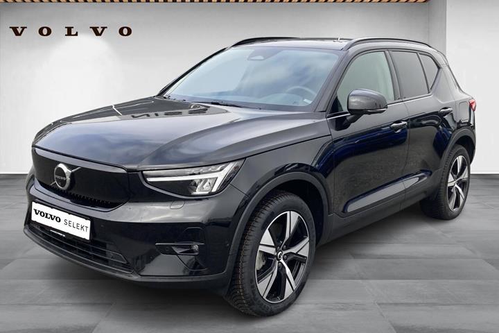 Sort Volvo XC40 fra 2022 set udefra