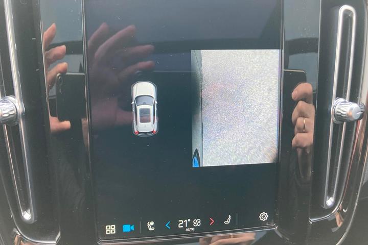 Sort Volvo XC40 fra 2022