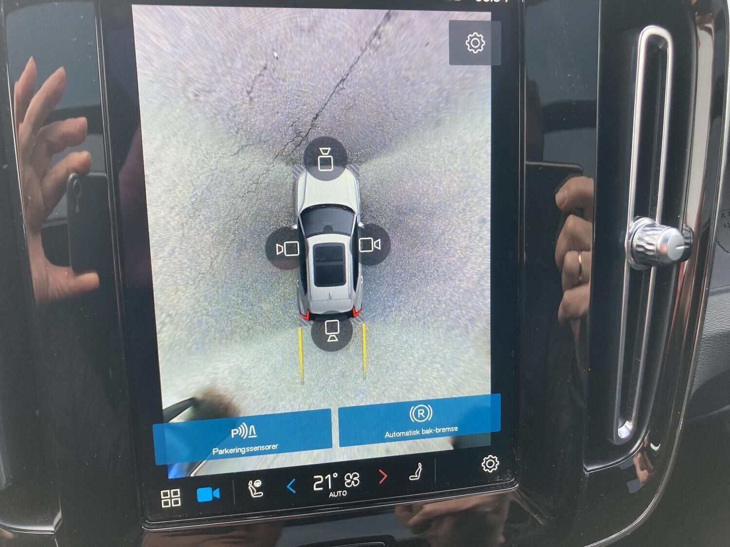 Sort Volvo XC40 fra 2022
