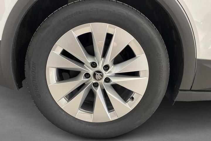 Hvid Skoda Elroq fra 2025