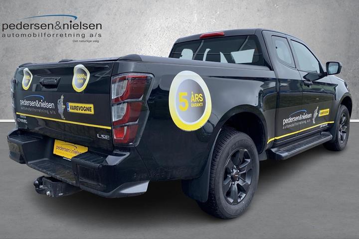 Sort Isuzu D-Max fra 2025