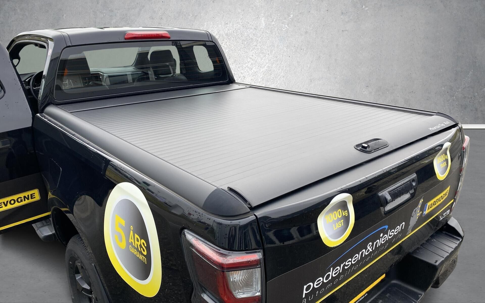 Sort Isuzu D-Max fra 2025