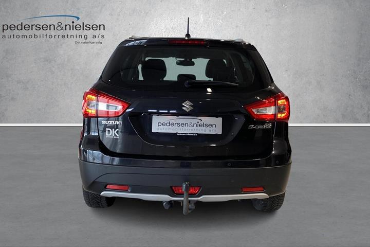 Sort Suzuki S-Cross fra 2017 set udefra
