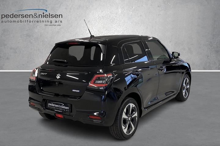 Sort Suzuki Swift fra 2024