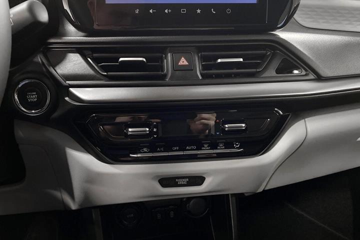 Sort Suzuki Swift fra 2024