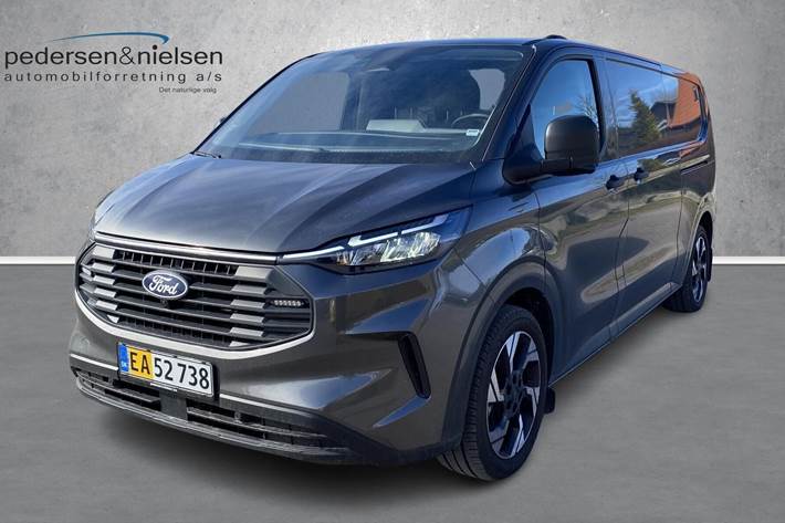 undefined Ford Transit Custom fra 2025 set udefra