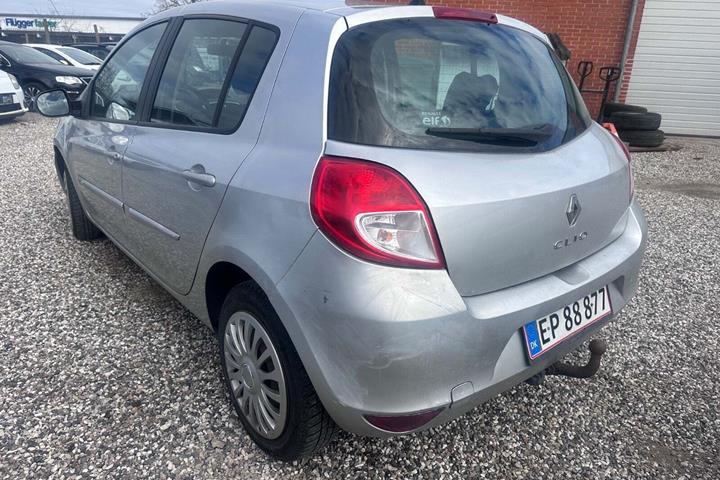 undefined Renault Clio III fra 2012