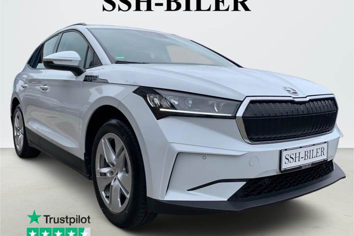 Hvid Skoda Enyaq fra 2024 set udefra