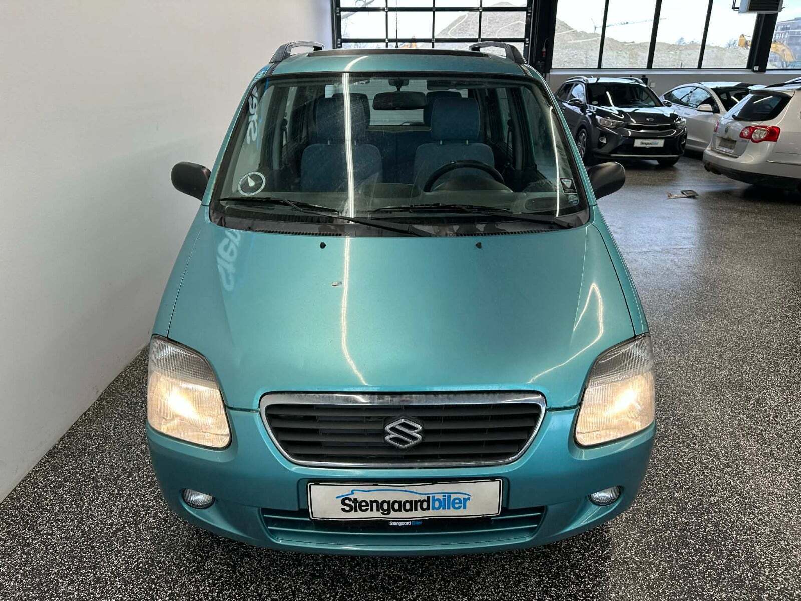 Blå Suzuki Wagon R+ fra 2001