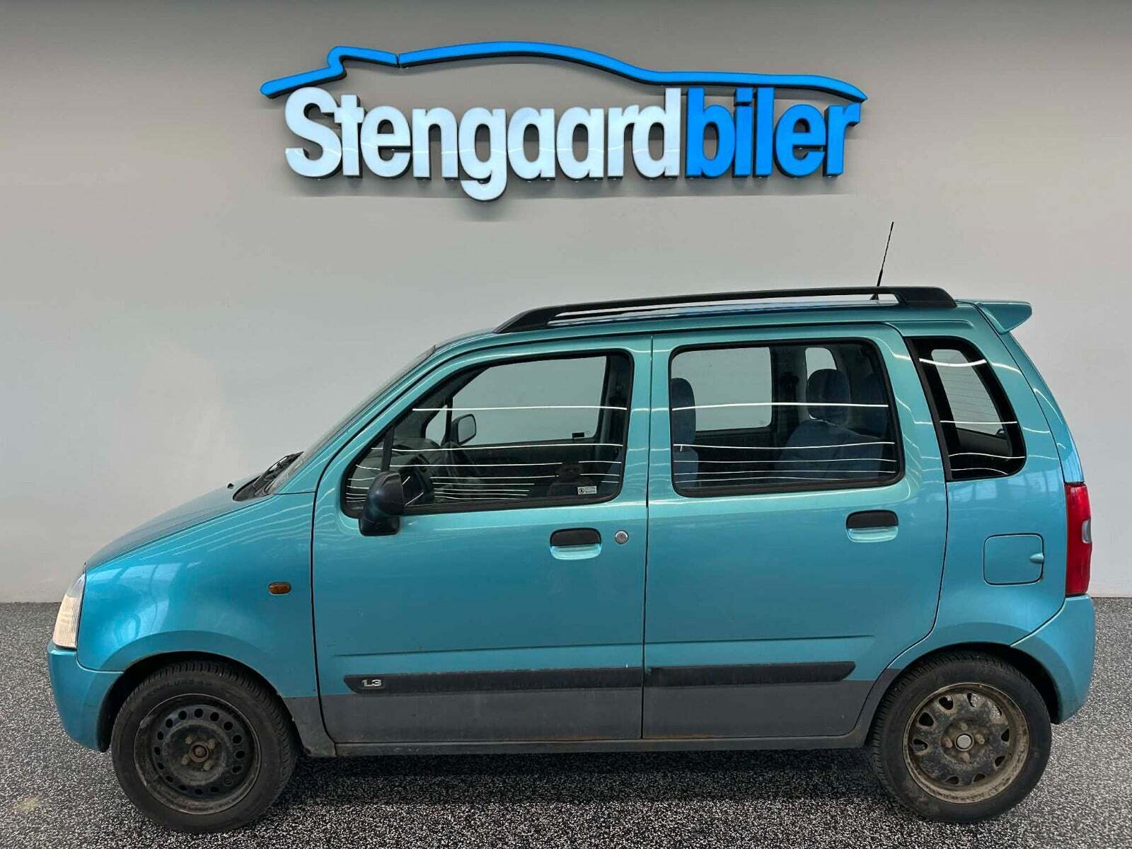 Blå Suzuki Wagon R+ fra 2001