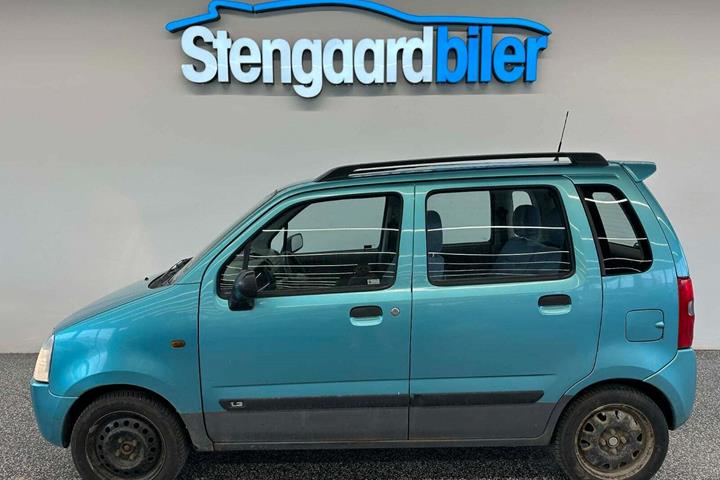 Blå Suzuki Wagon R+ fra 2001