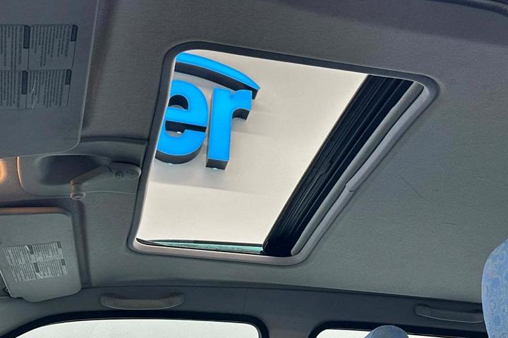 Blå Suzuki Wagon R+ fra 2001