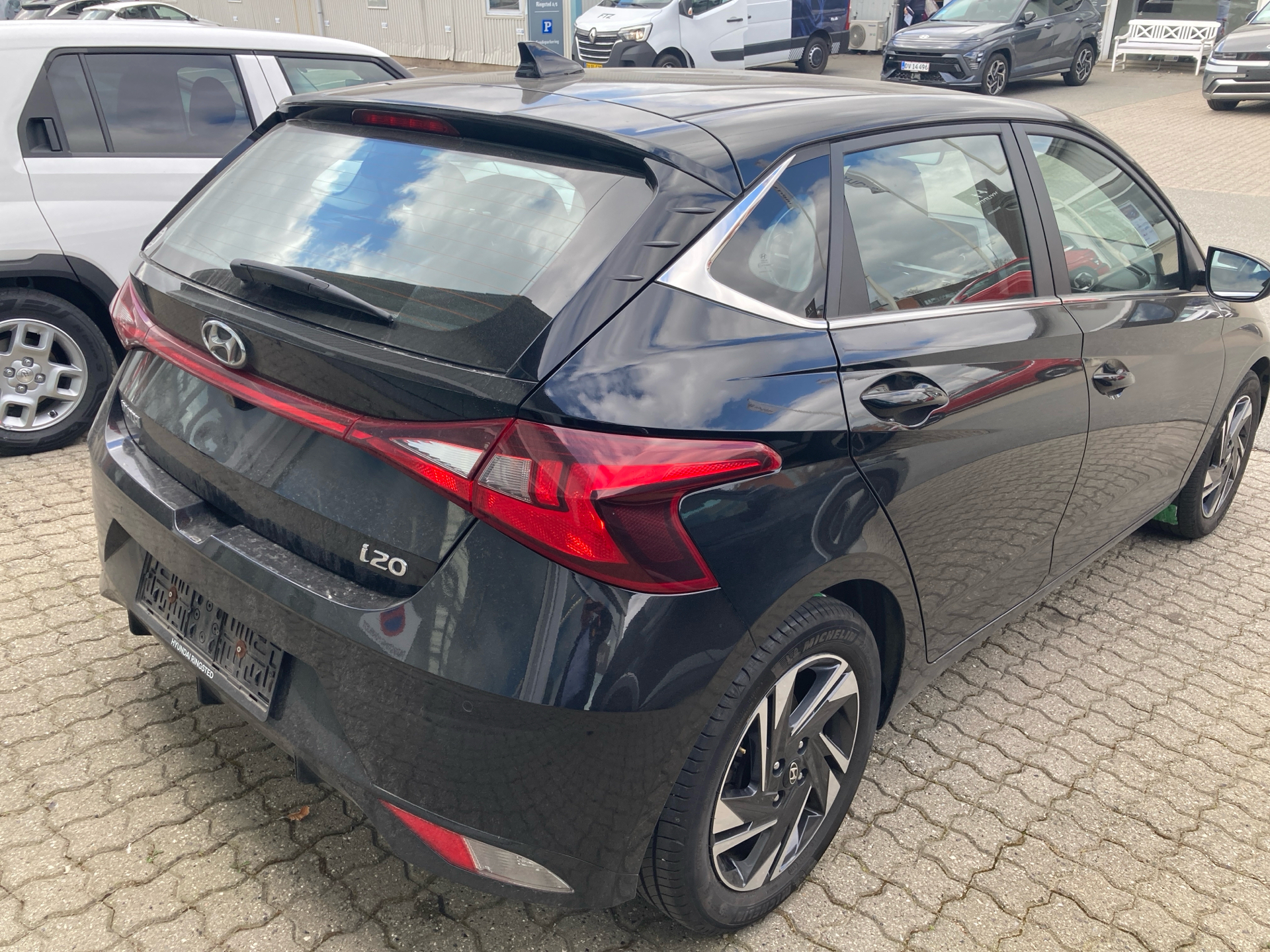 Sort Hyundai i20 fra 2021