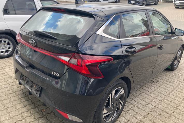 Sort Hyundai i20 fra 2021