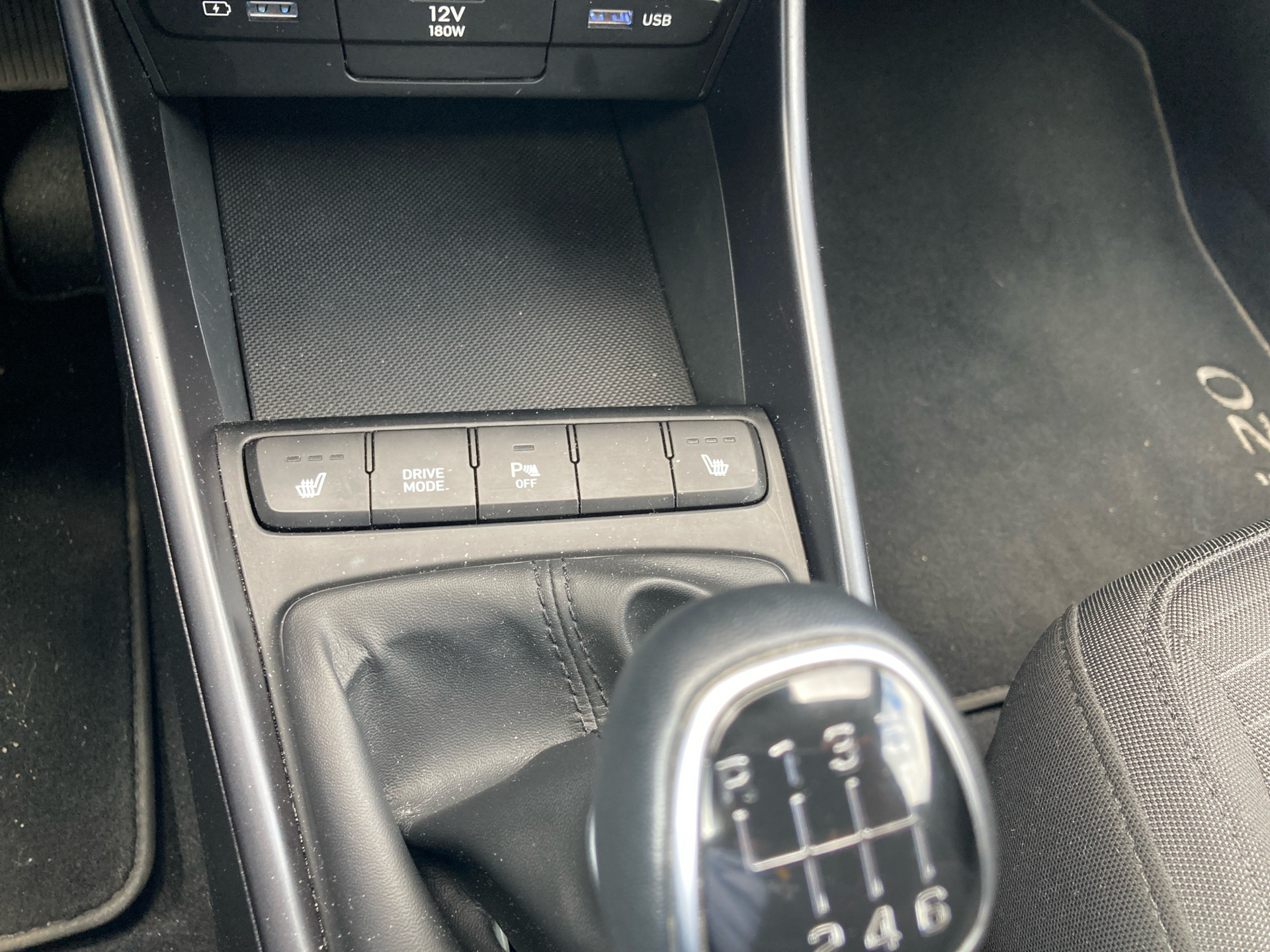 Sort Hyundai i20 fra 2021