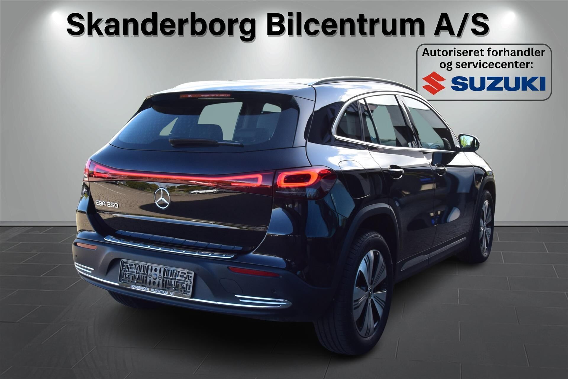 Sort Mercedes EQA 250 fra 2022
