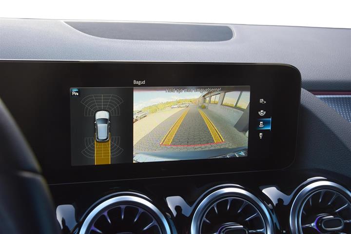 Sort Mercedes EQA 250 fra 2022
