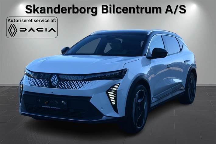 Hvid Renault Scénic fra 2024 set udefra