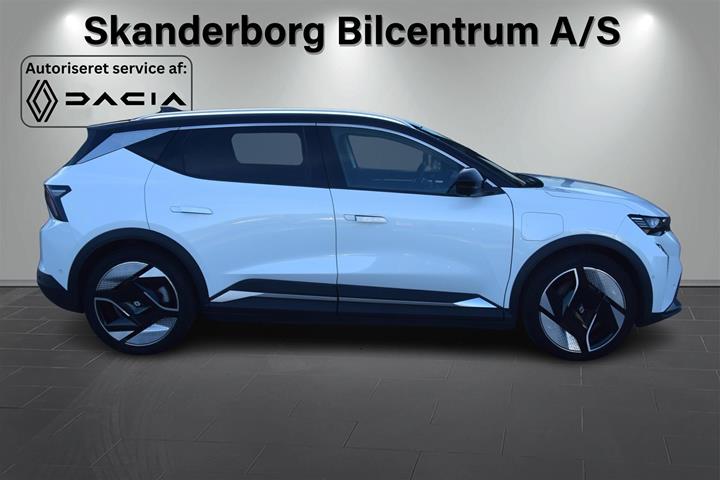 Hvid Renault Scénic fra 2024
