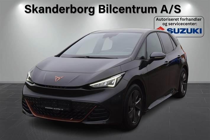 Grå Cupra Born fra 2022 set udefra